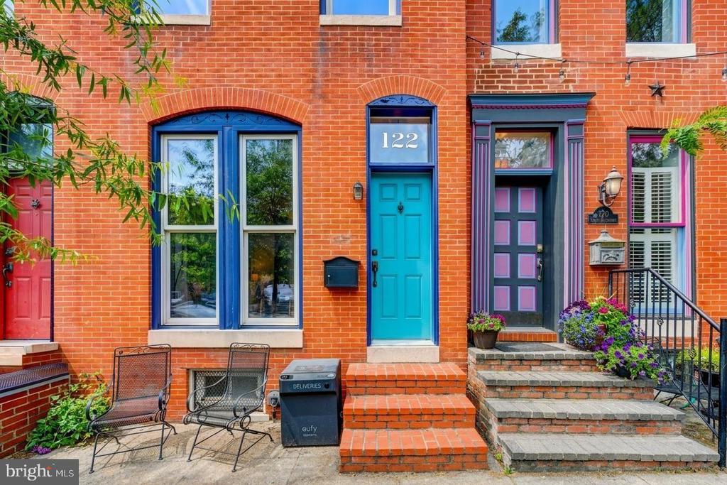 122 S COLLINGTON AVENUE