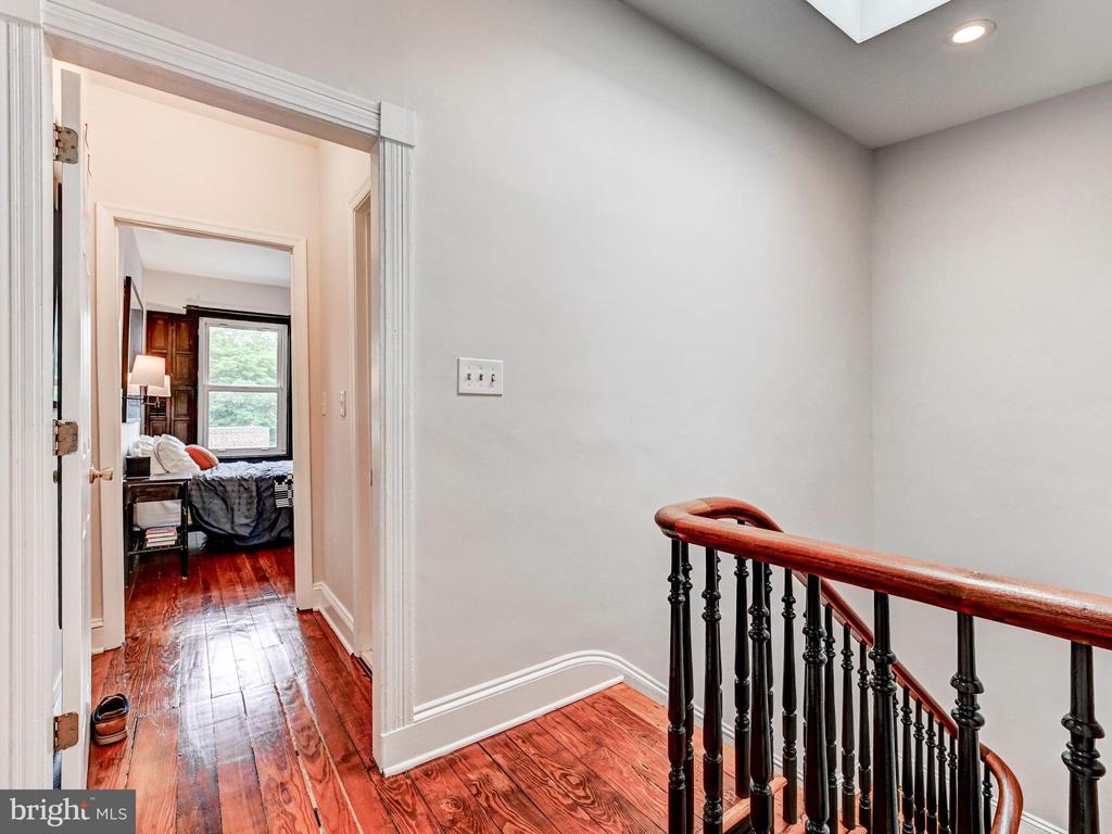 122 S COLLINGTON AVENUE