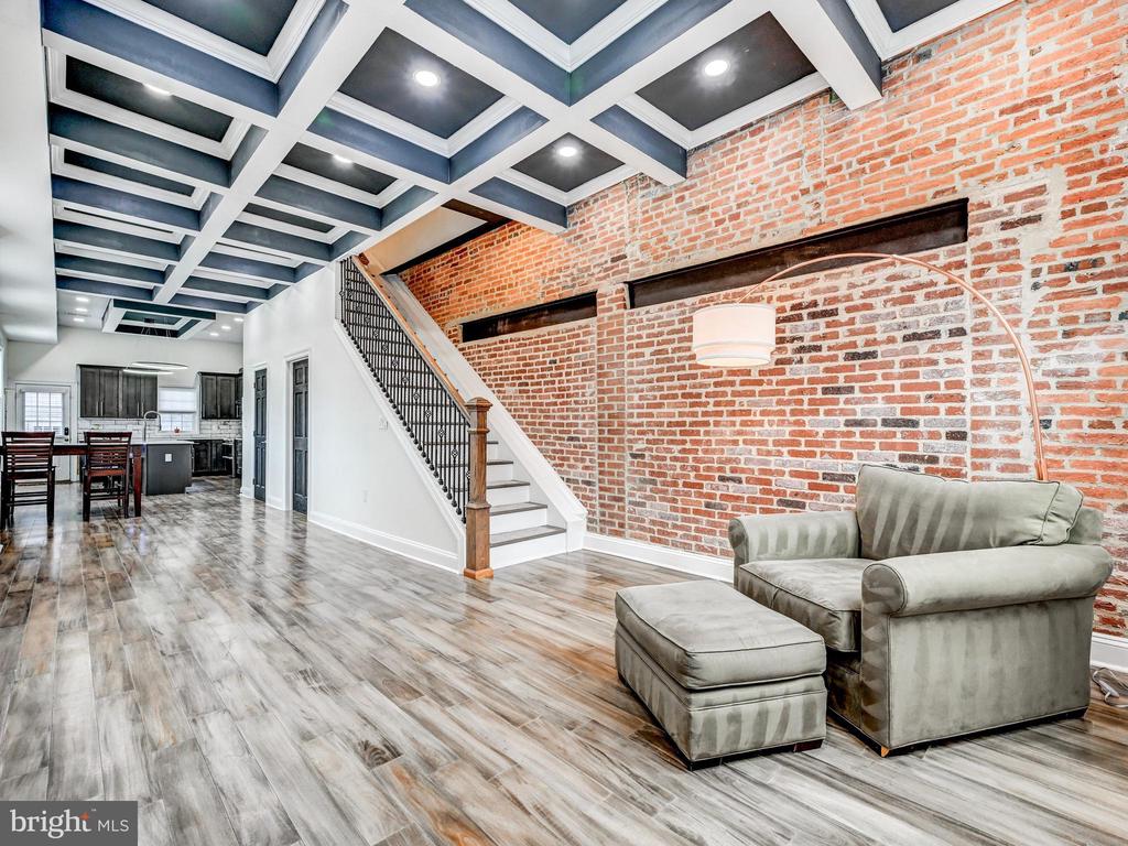 2100 E FAYETTE STREET