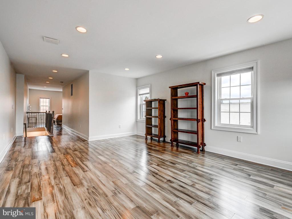 2100 E FAYETTE STREET