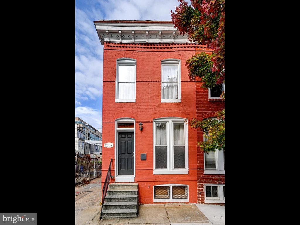 2002 JEFFERSON STREET