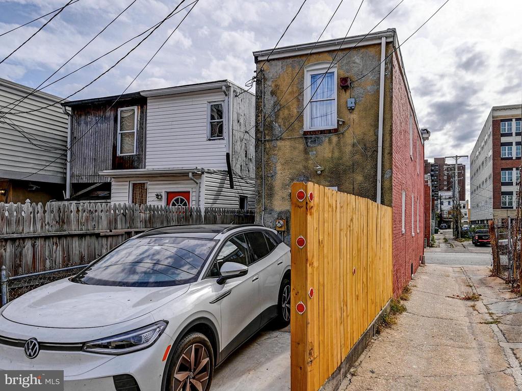 2002 JEFFERSON STREET