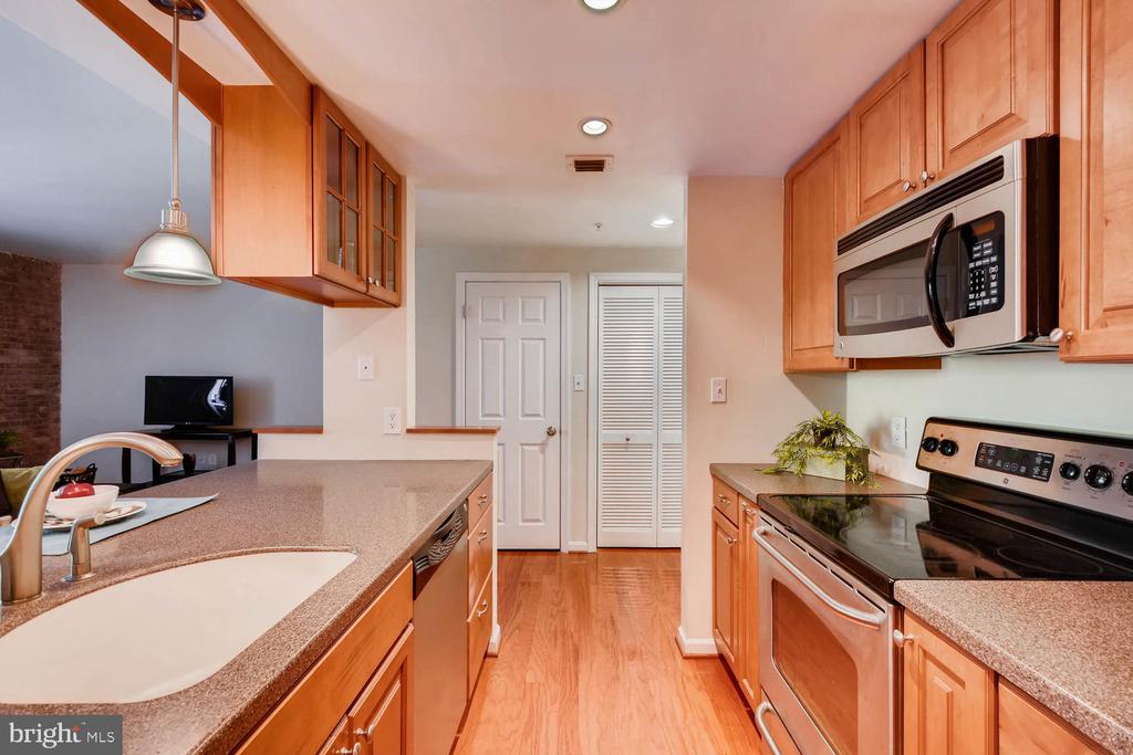 1000 FELL STREET Unit: 219