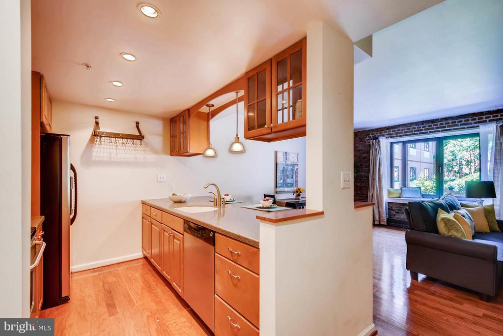 1000 FELL STREET Unit: 219