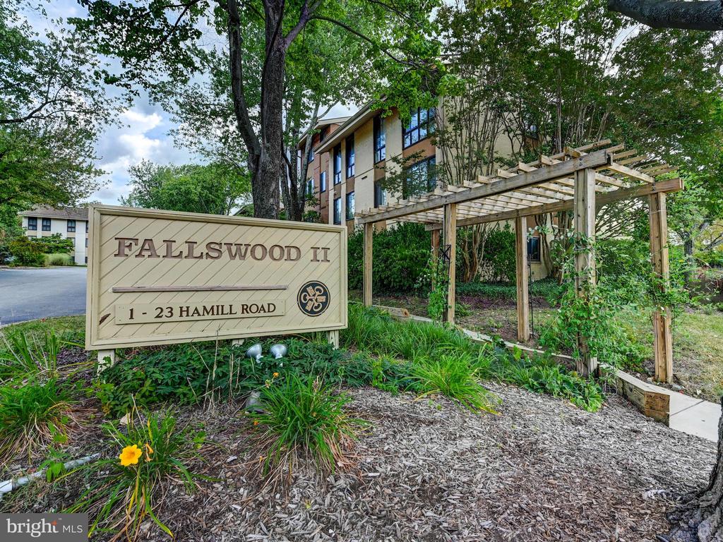 19 HAMILL ROAD Unit: 19A