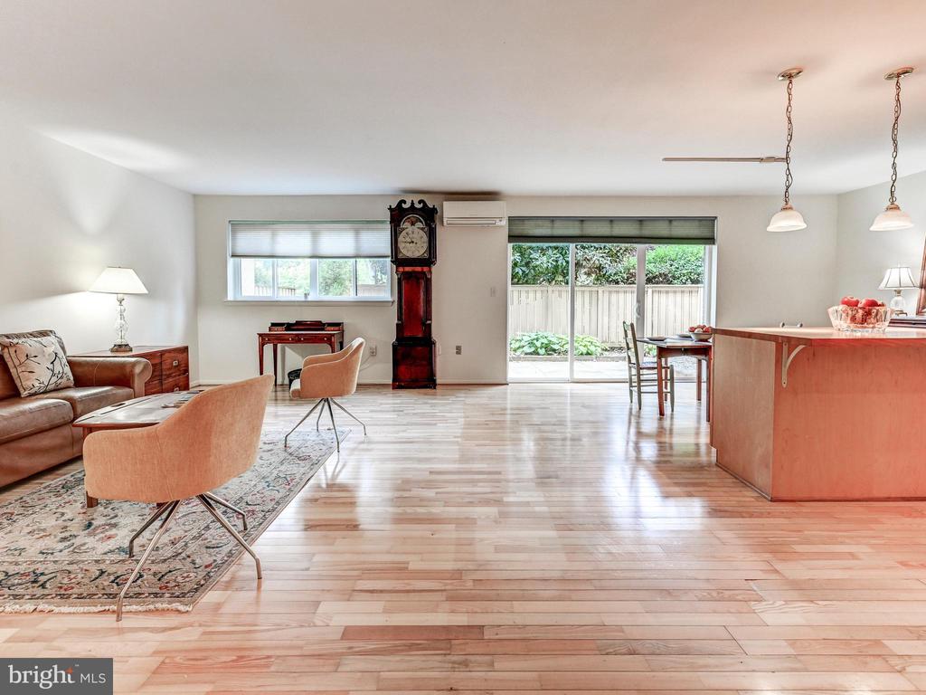 19 HAMILL ROAD Unit: 19A