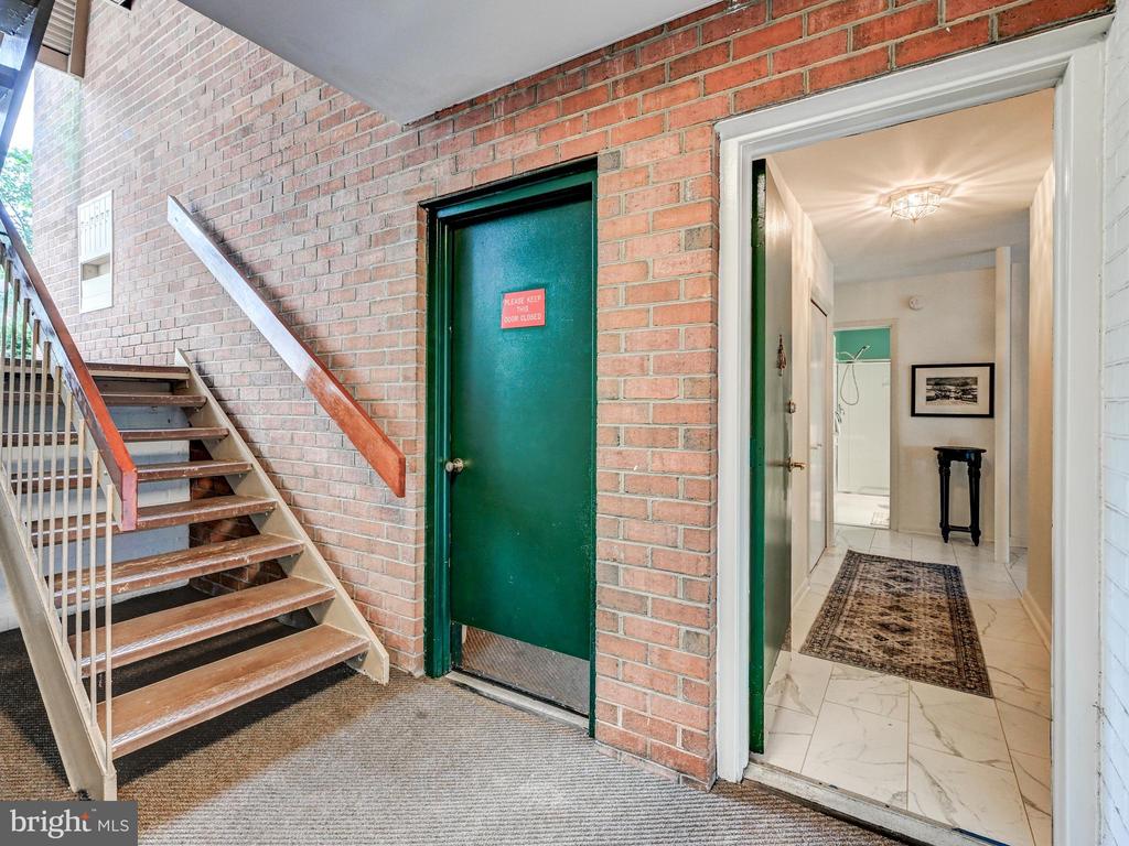 19 HAMILL ROAD Unit: 19A