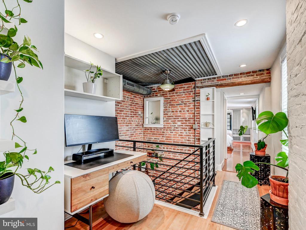 126 S CASTLE STREET