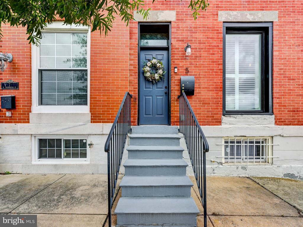 5 N WASHINGTON STREET