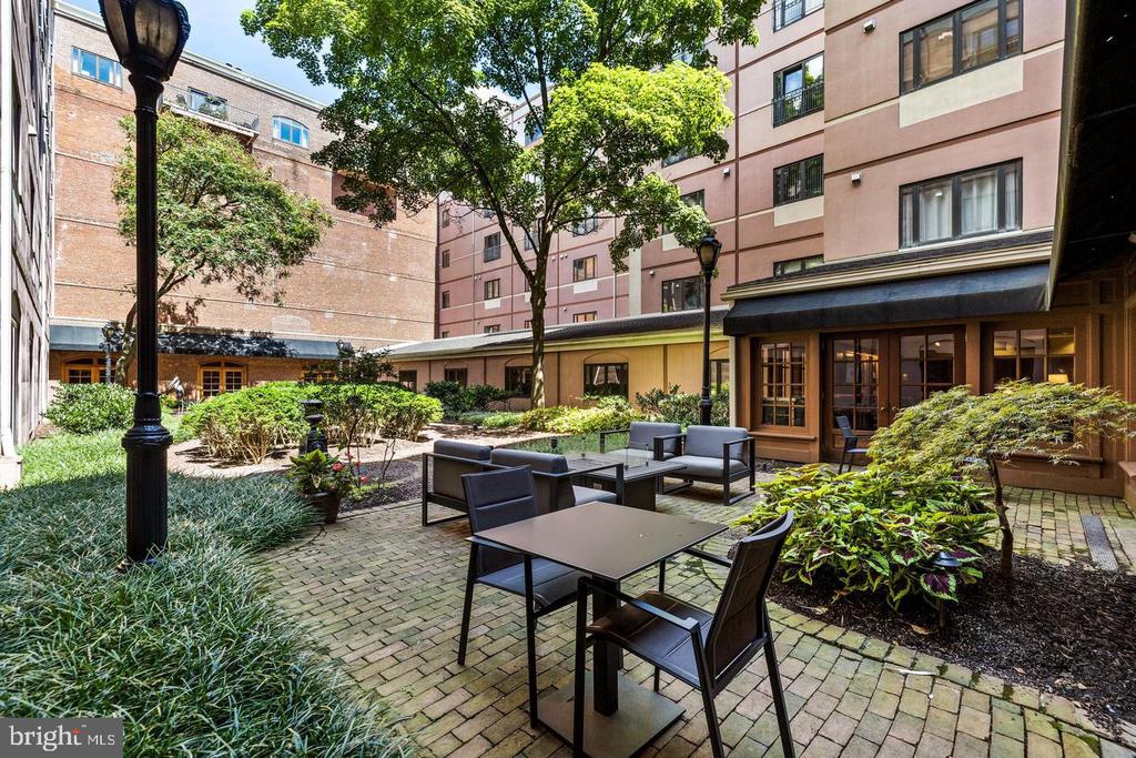 1000 FELL STREET Unit: 319