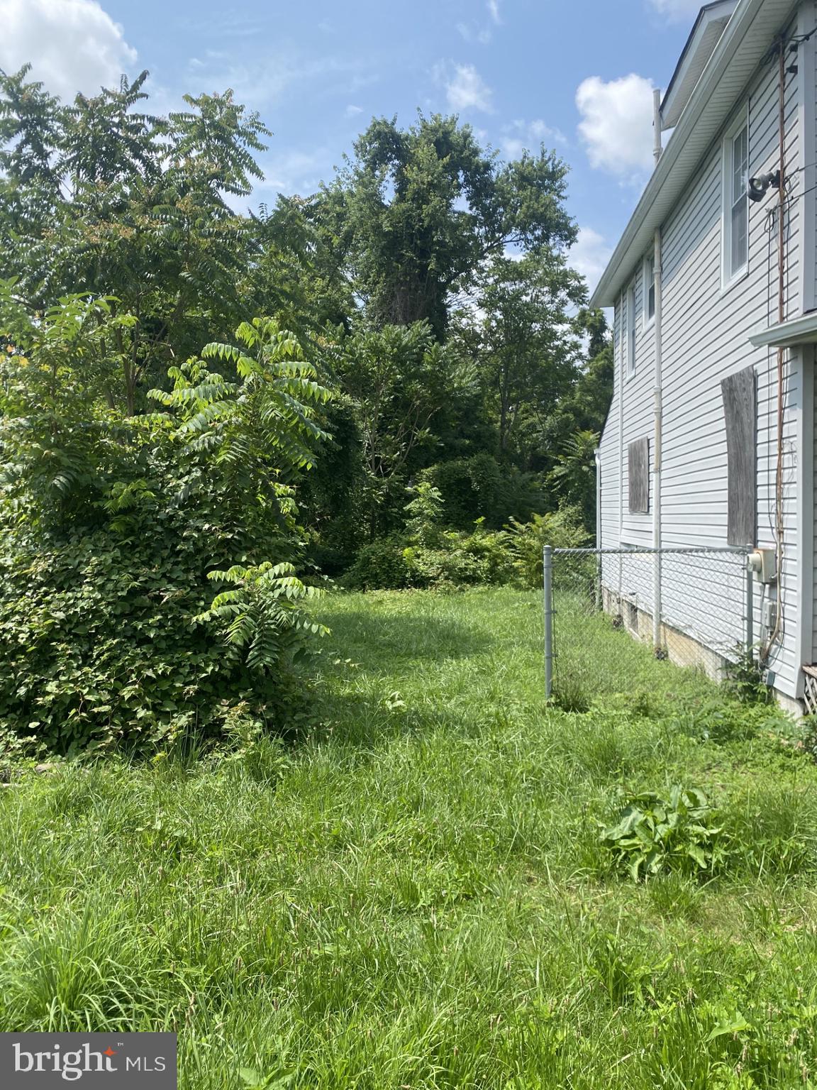 453 SCHWARTZ AVENUE