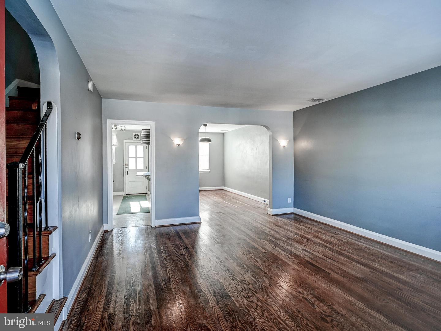 237 Linden AVENUE
