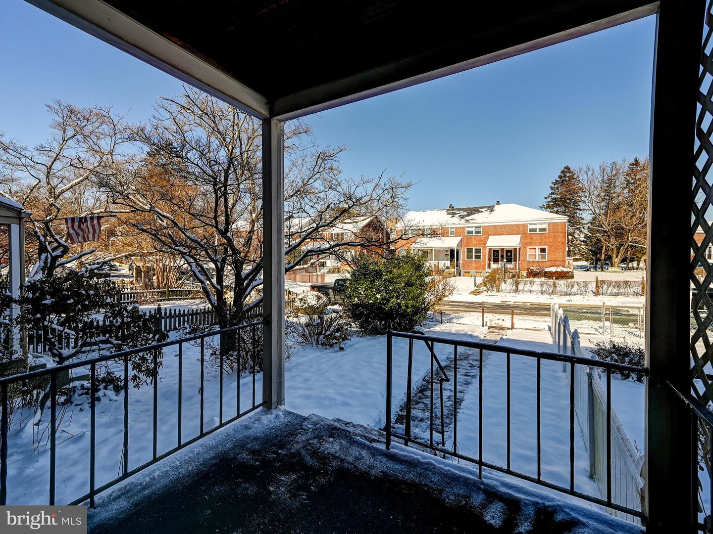237 Linden AVENUE
