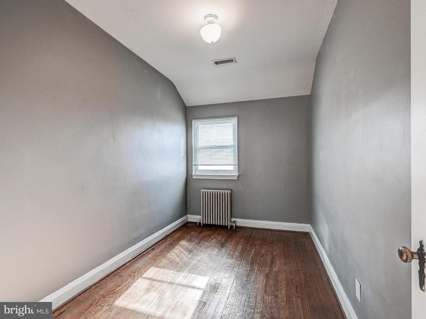 237 Linden AVENUE