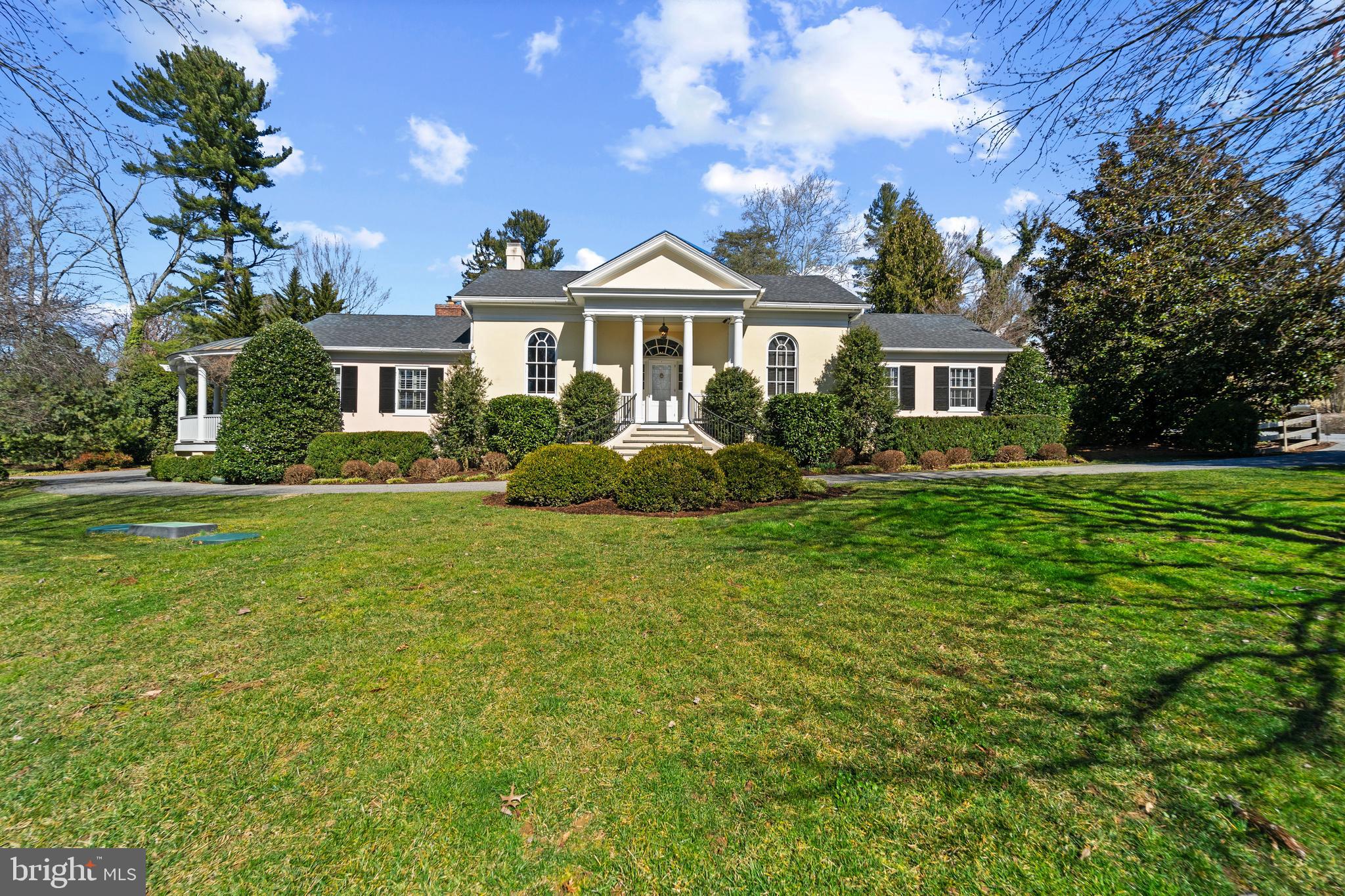 7906 Sherwood Ave