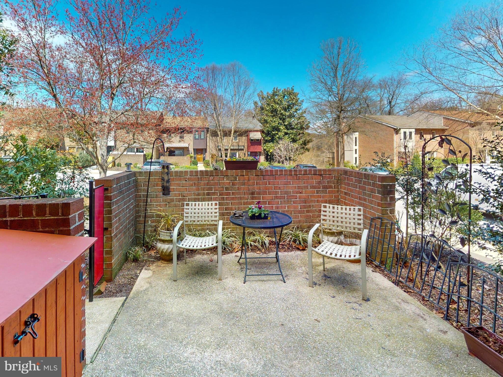 6103 Buckingham Manor Dr