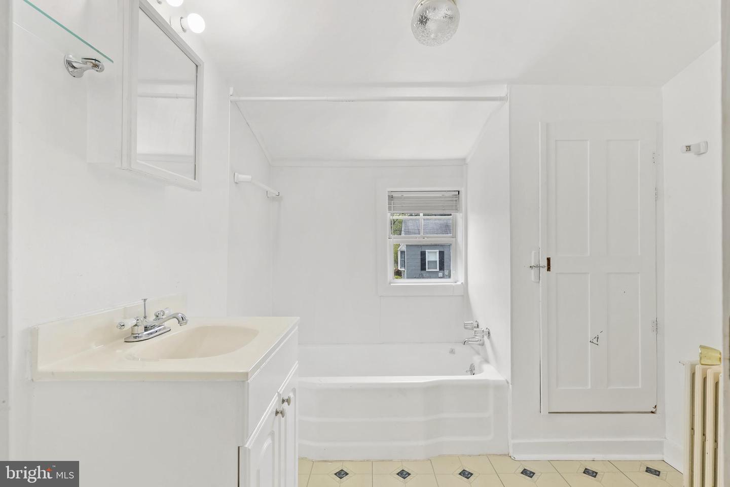 14002 Hanover Pike