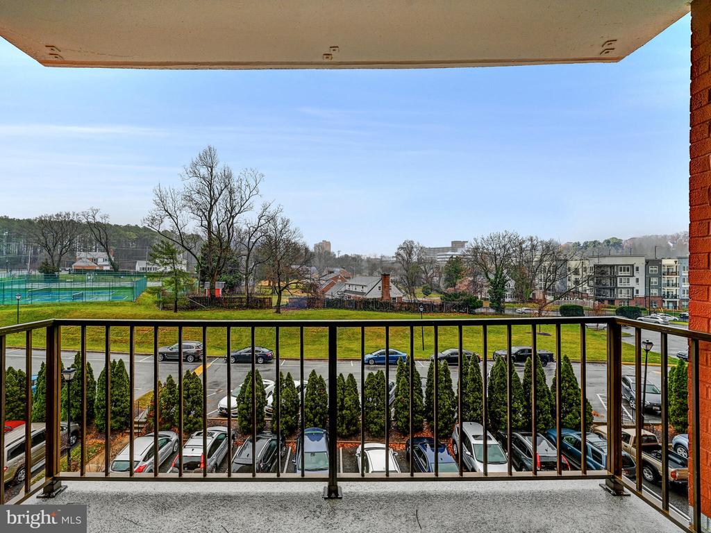 1 Smeton Pl #400