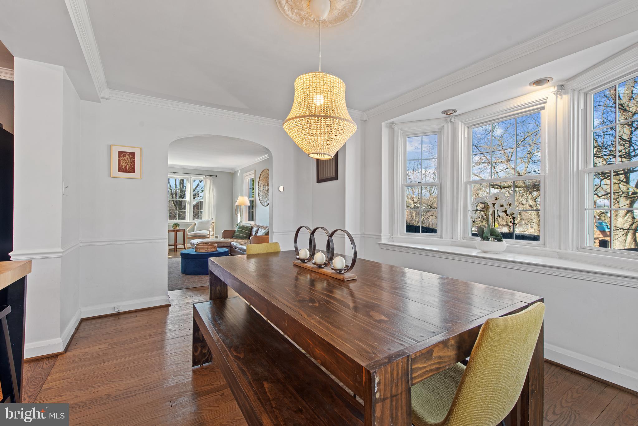 330 Dumbarton Rd