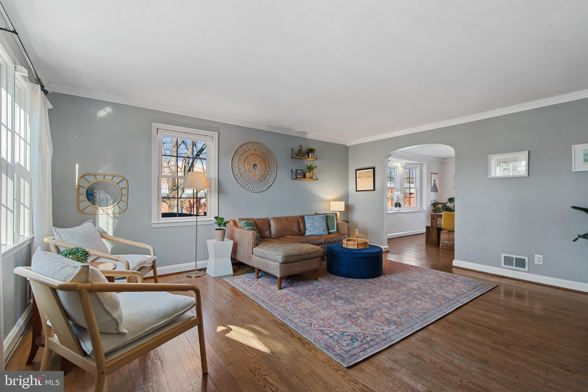 330 Dumbarton Rd