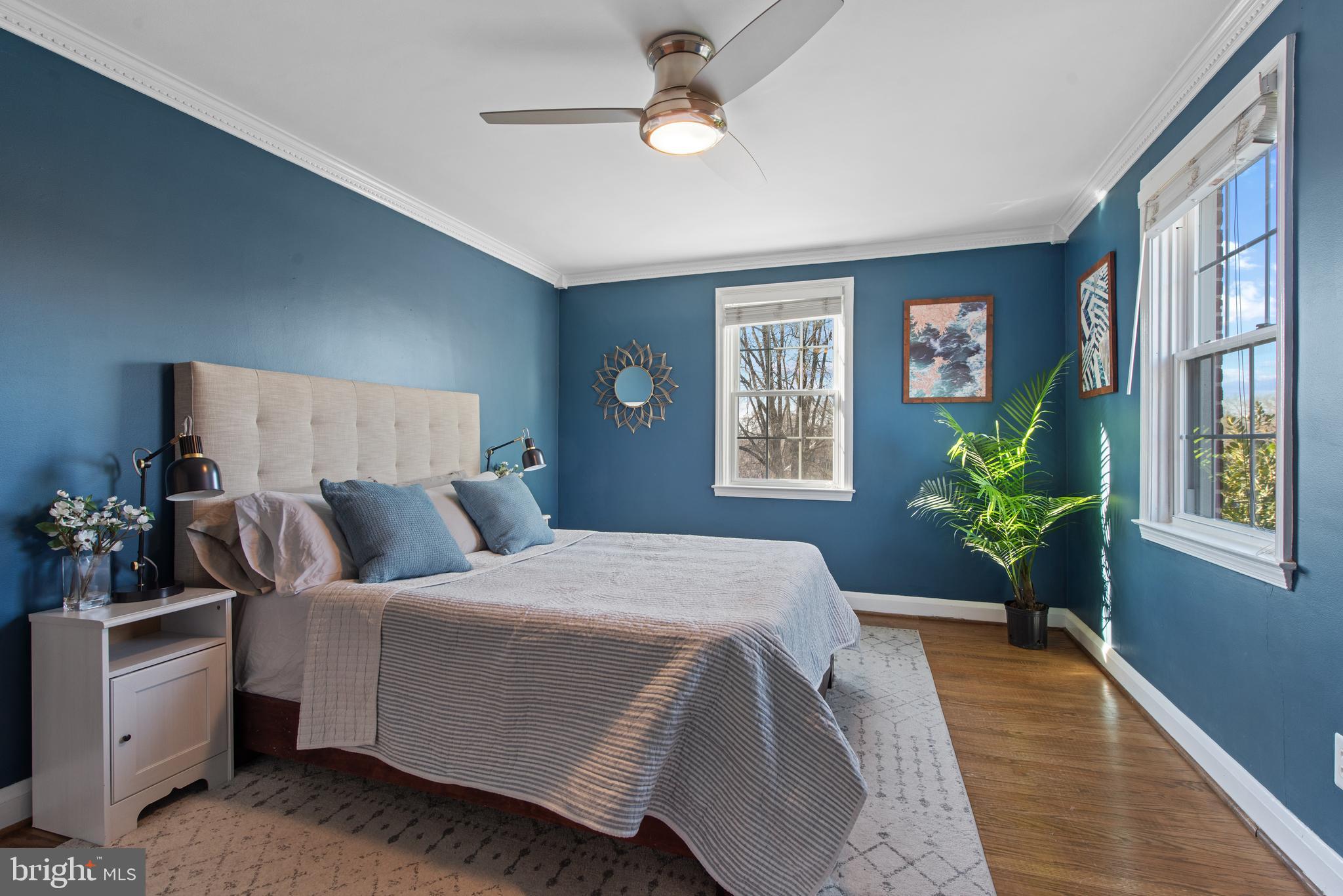 330 Dumbarton Rd