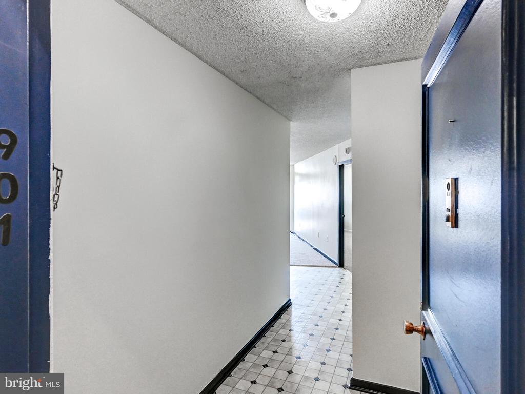 205 E JOPPA ROAD #901