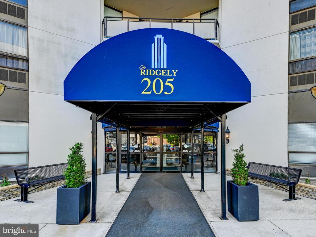 205 E JOPPA ROAD #901
