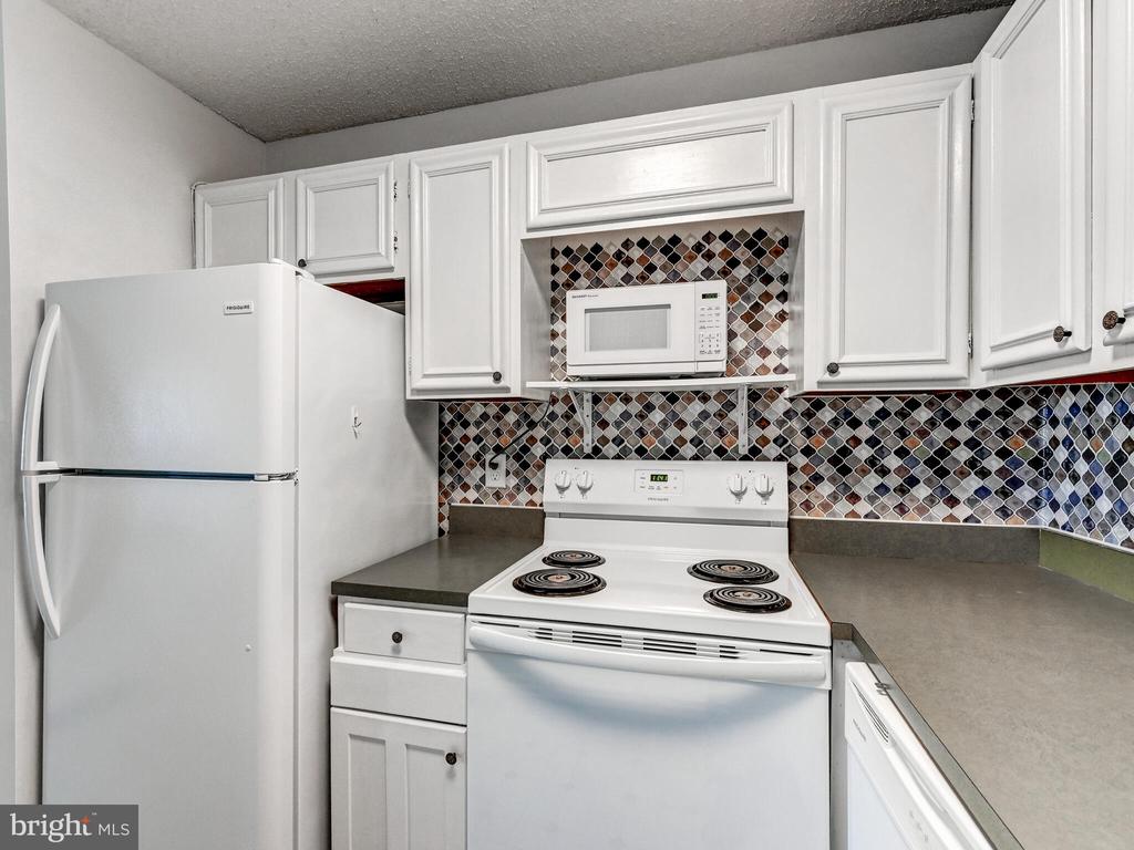 205 E JOPPA ROAD #901