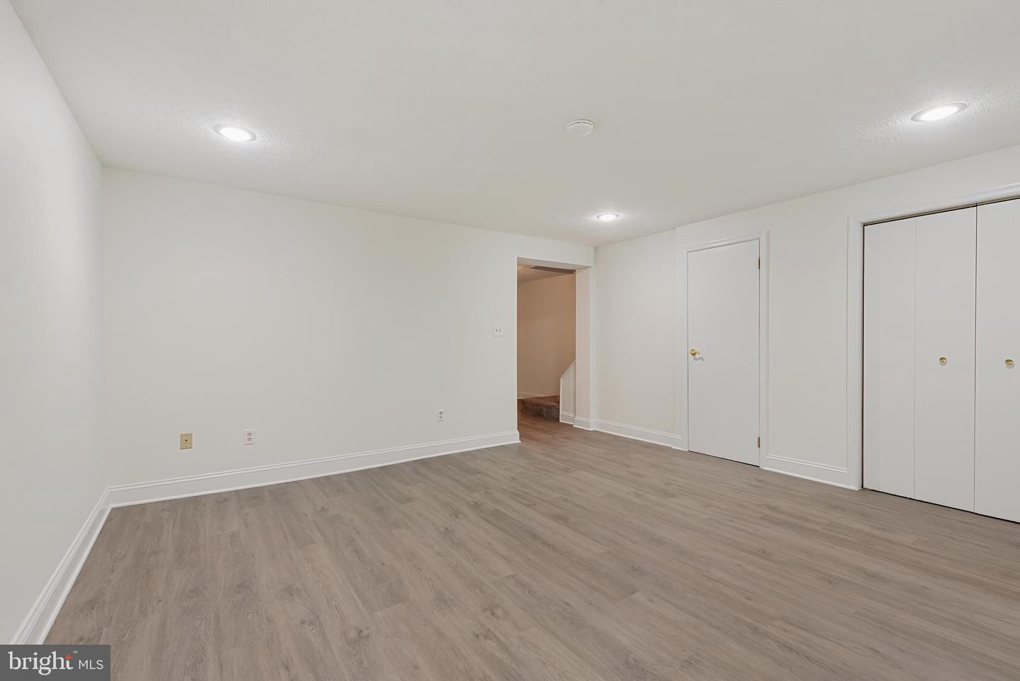 9544 Orbitan Ct