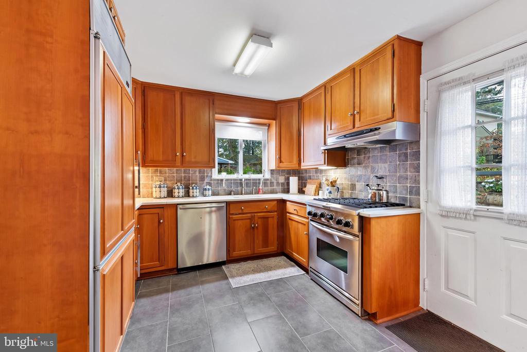 706 MURDOCK ROAD
