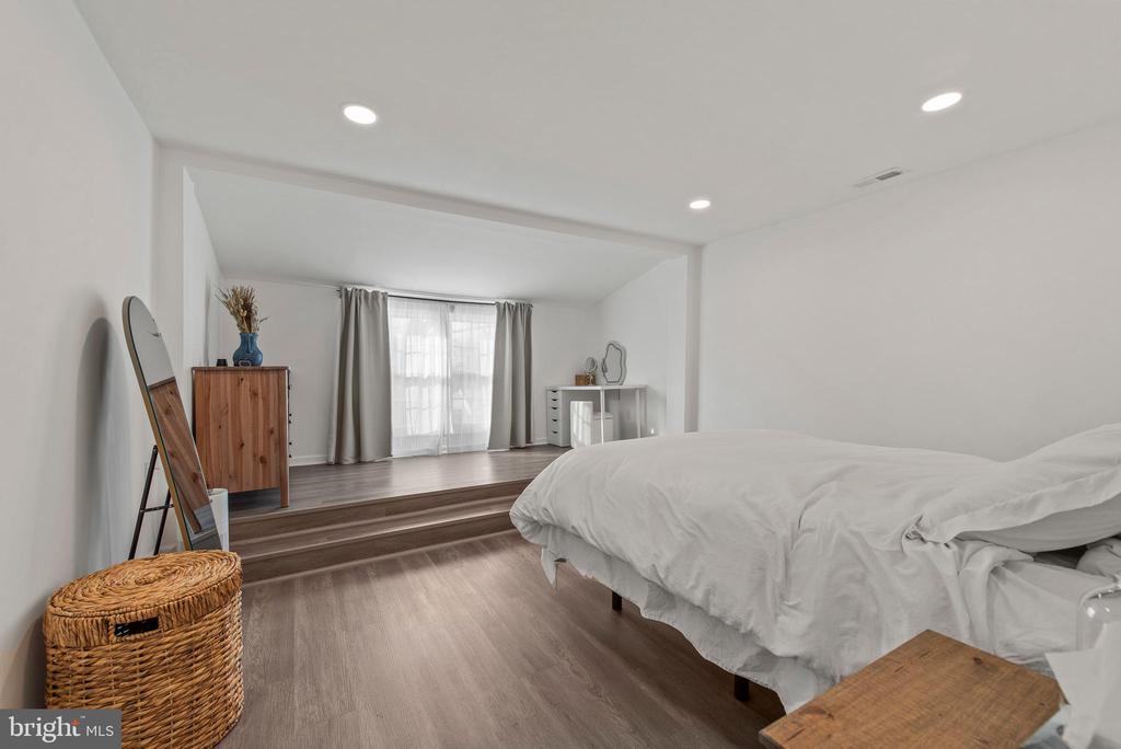 633 ANNESLIE ROAD