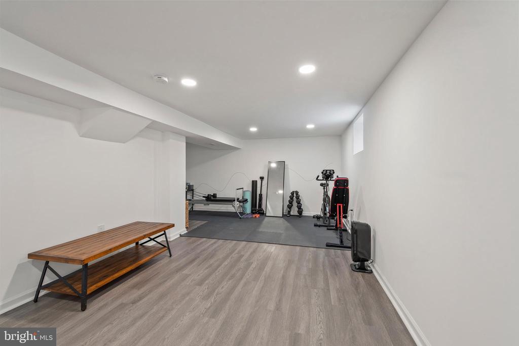 633 ANNESLIE ROAD