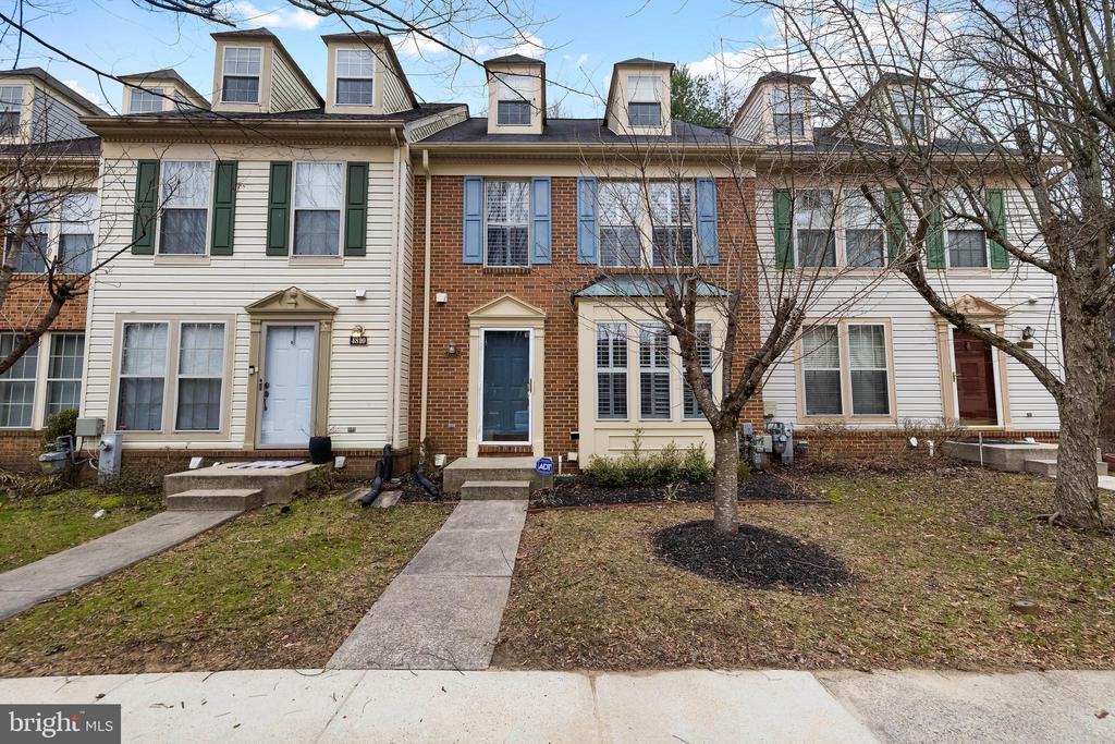 4812 WAINWRIGHT CIRCLE