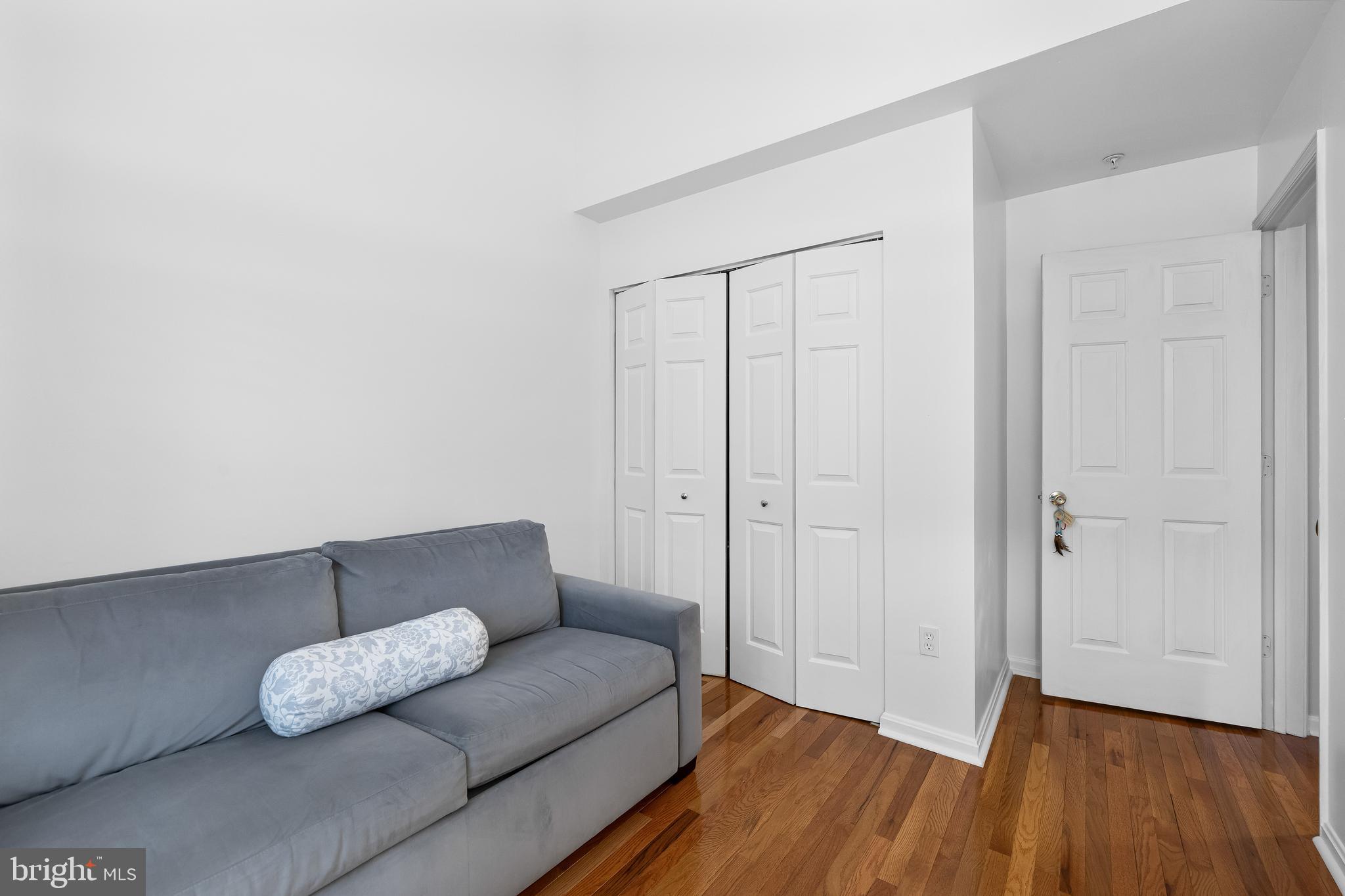 4812 WAINWRIGHT CIRCLE