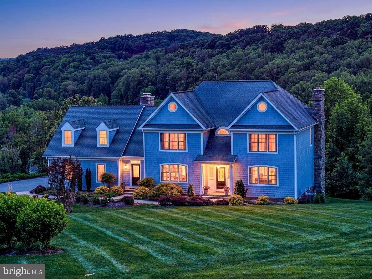 12 WETHERBEE COURT