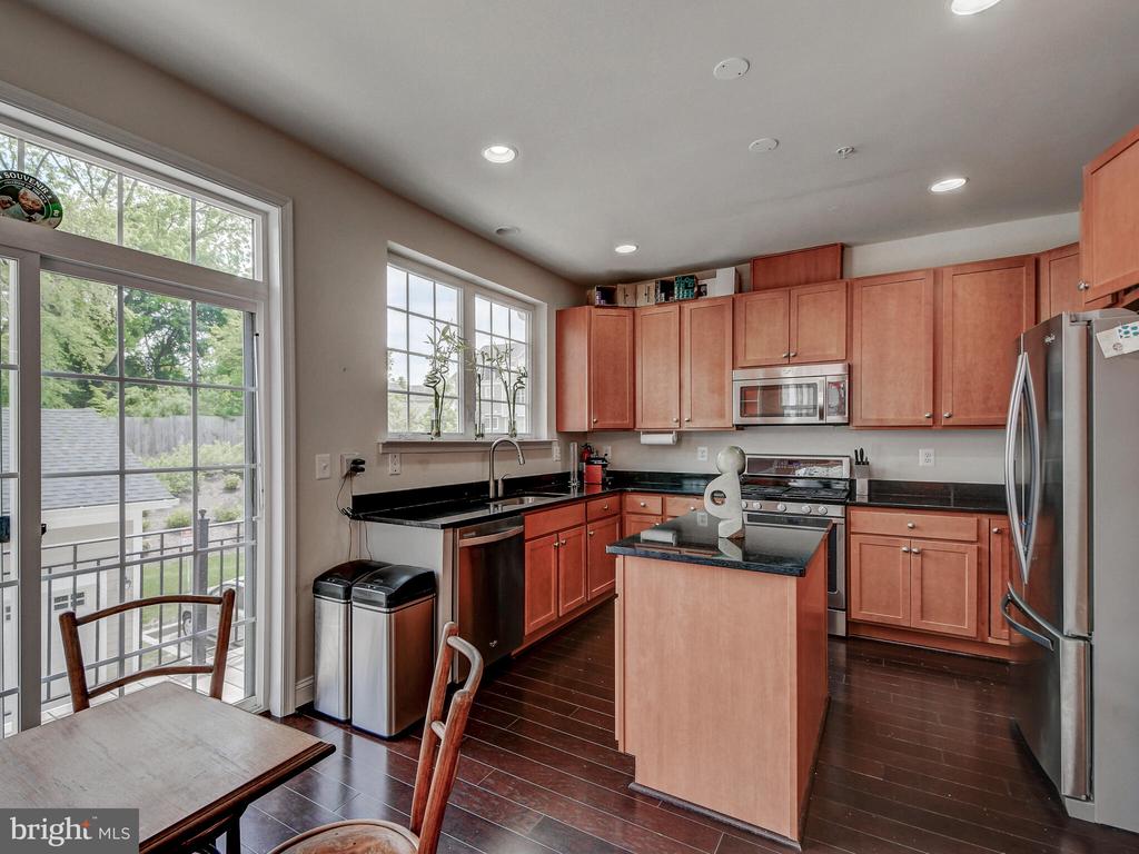 124 MERIDIAN LANE