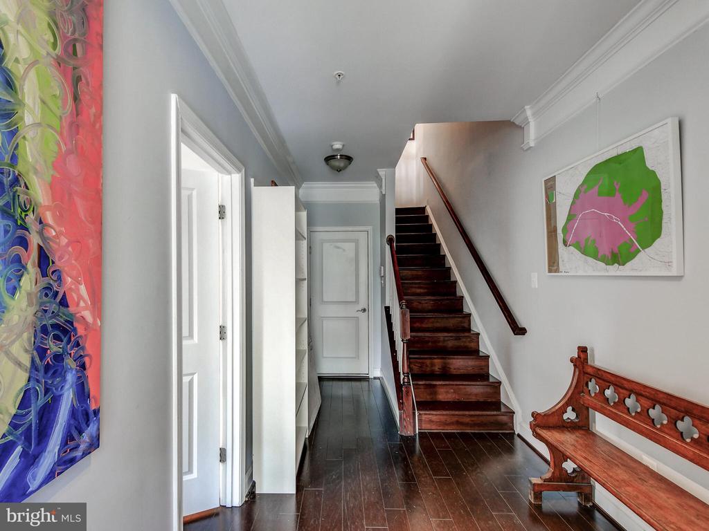 124 MERIDIAN LANE