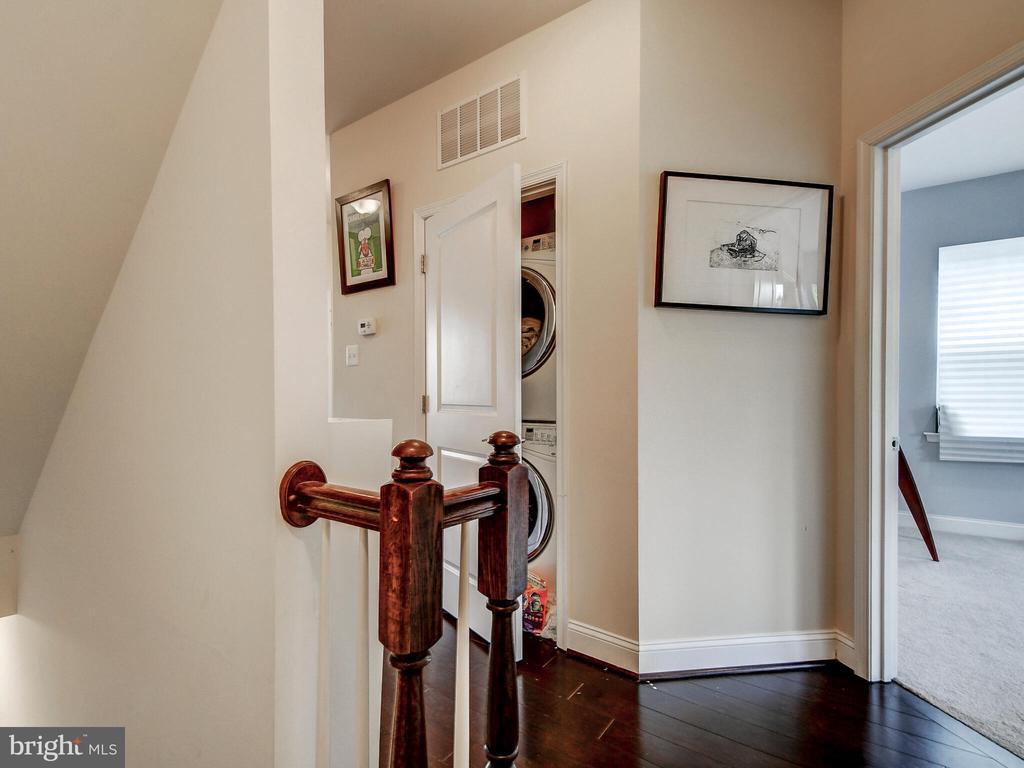 124 MERIDIAN LANE