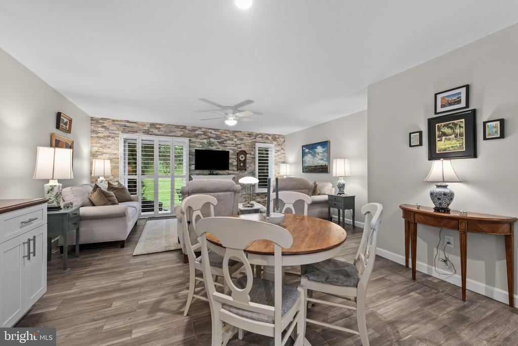 11 STONERIDGE
