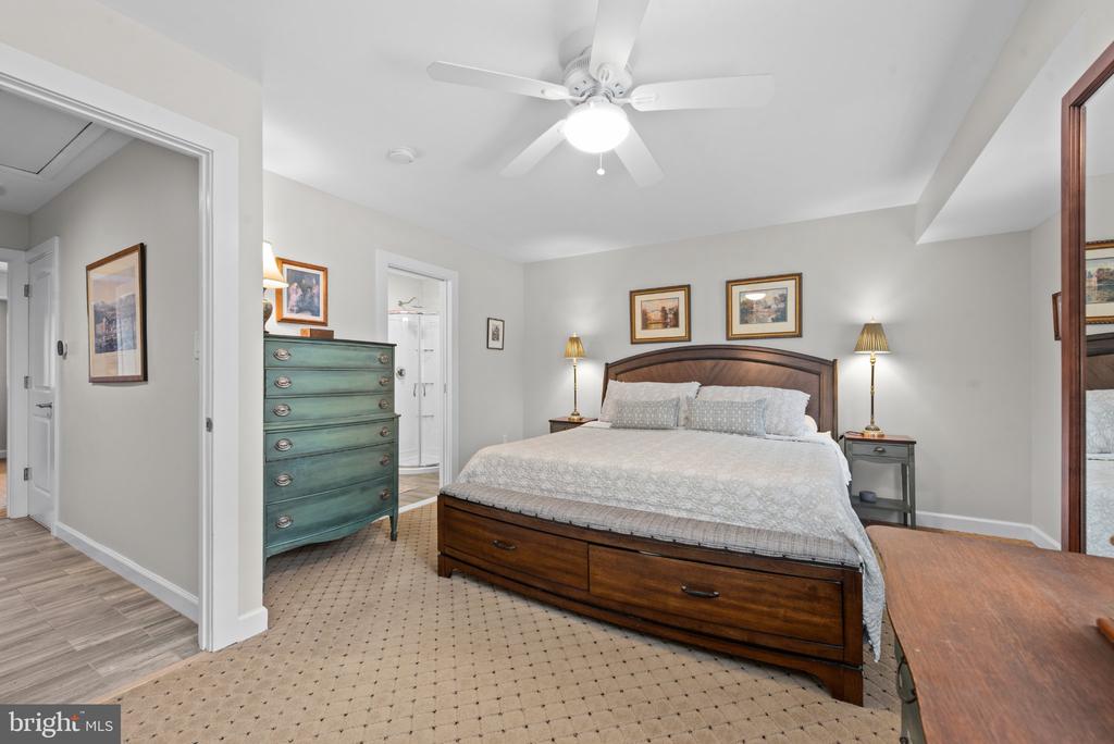 11 STONERIDGE