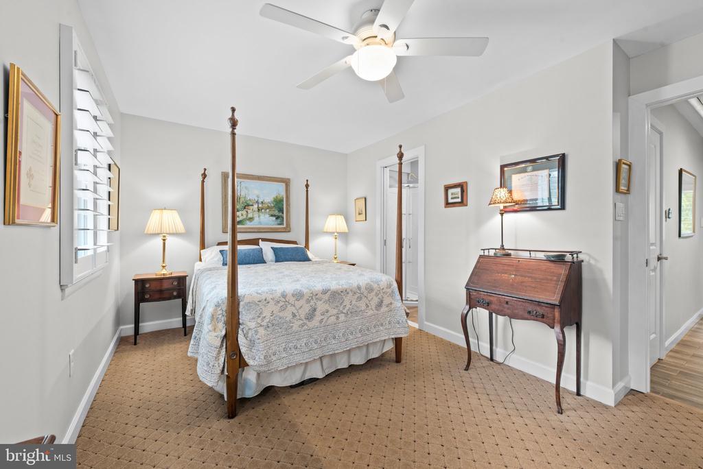 11 STONERIDGE