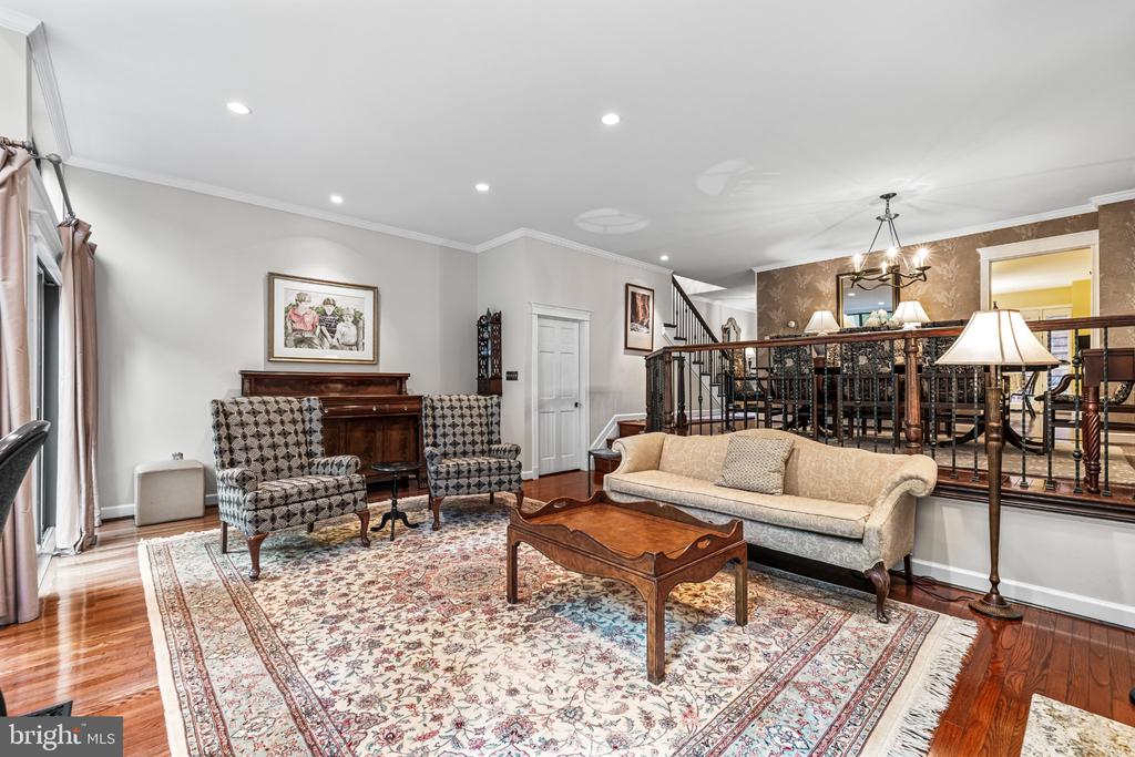 11 COLDWATER COURT