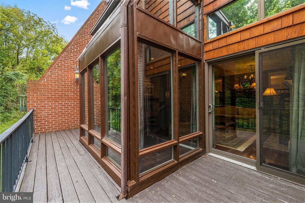 11 COLDWATER COURT