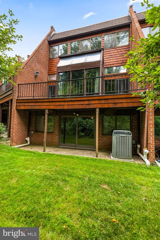 11 COLDWATER COURT