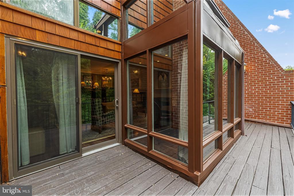 11 COLDWATER COURT
