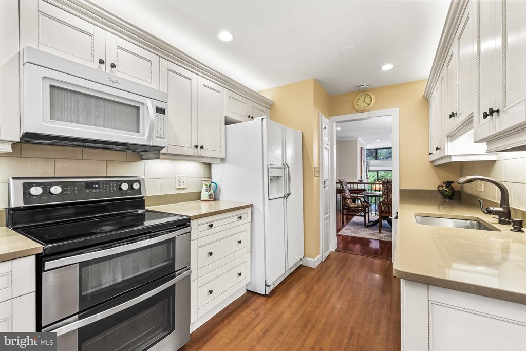 11 COLDWATER COURT