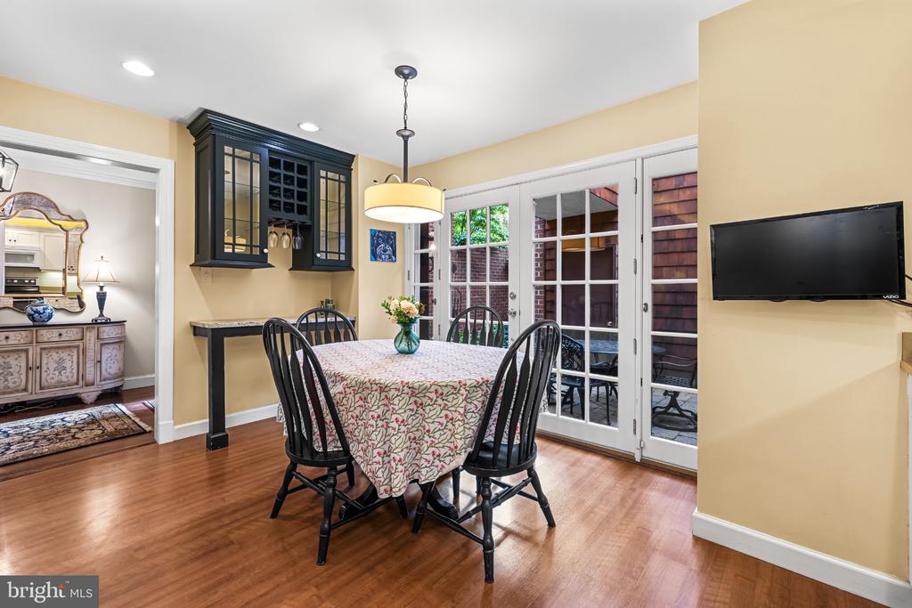 11 COLDWATER COURT