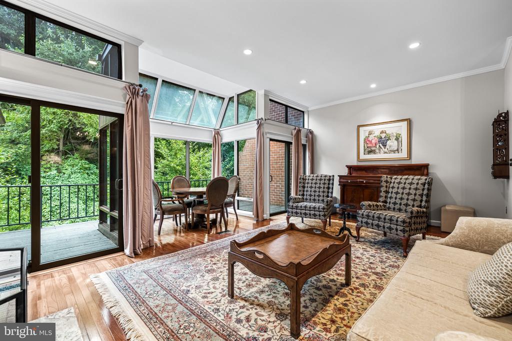11 COLDWATER COURT