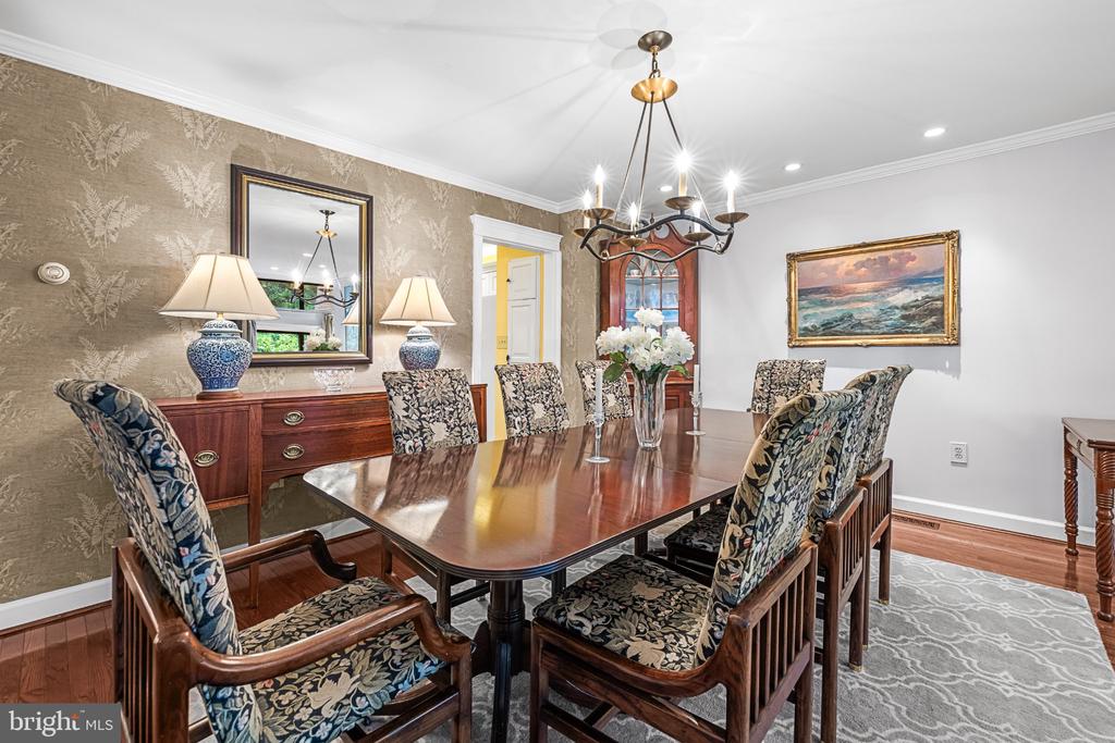 11 COLDWATER COURT