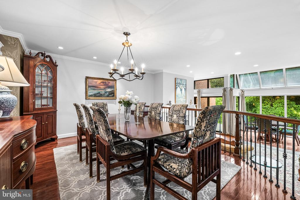 11 COLDWATER COURT